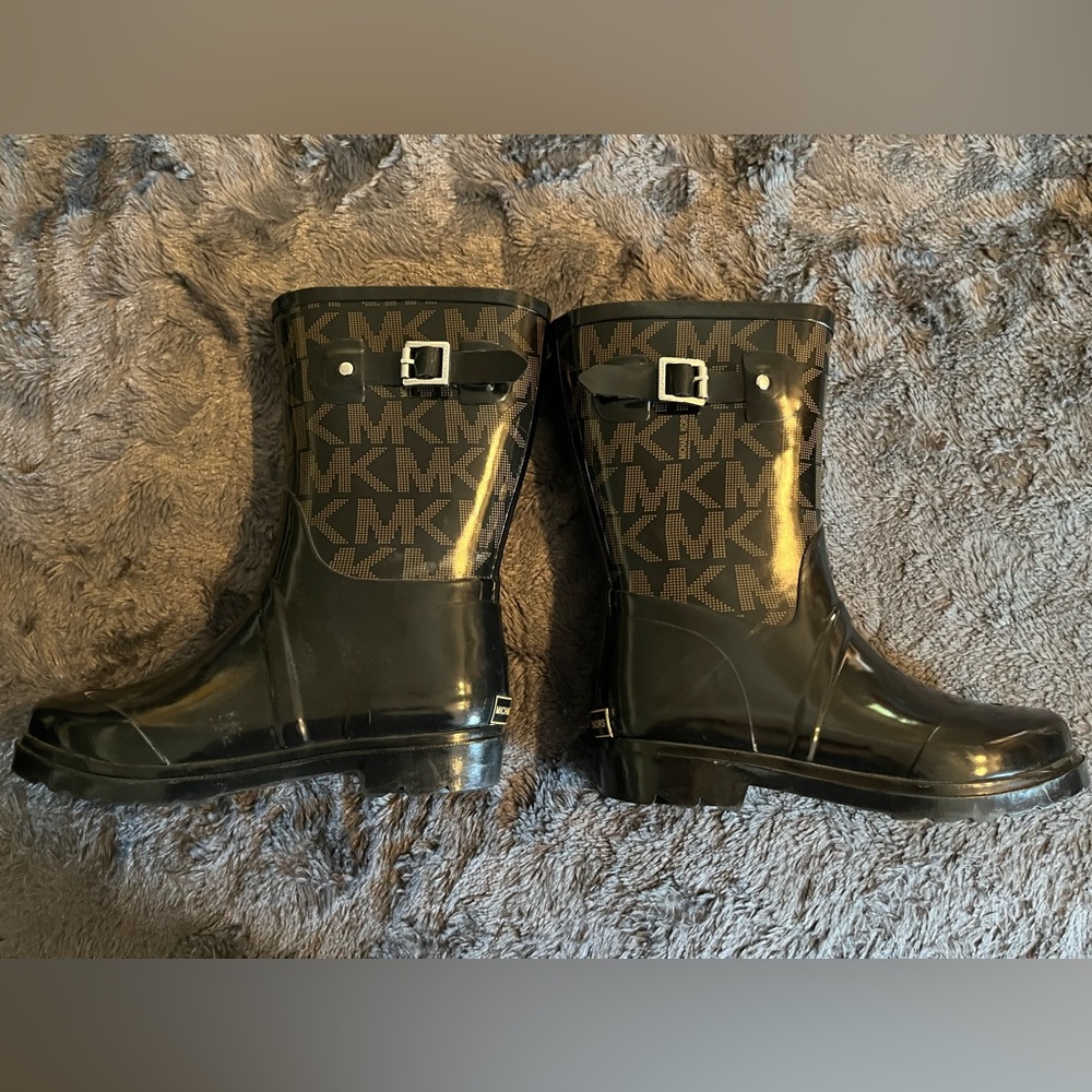 Brand New Michael Kors Rain Boots